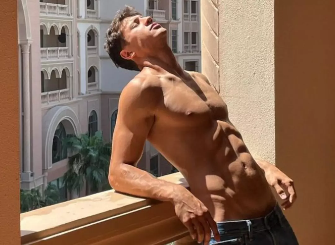 5-23 Kasım'da Vietnam'da gerçekleşecek olan dünya çapındaki erkek güzellik yarışması