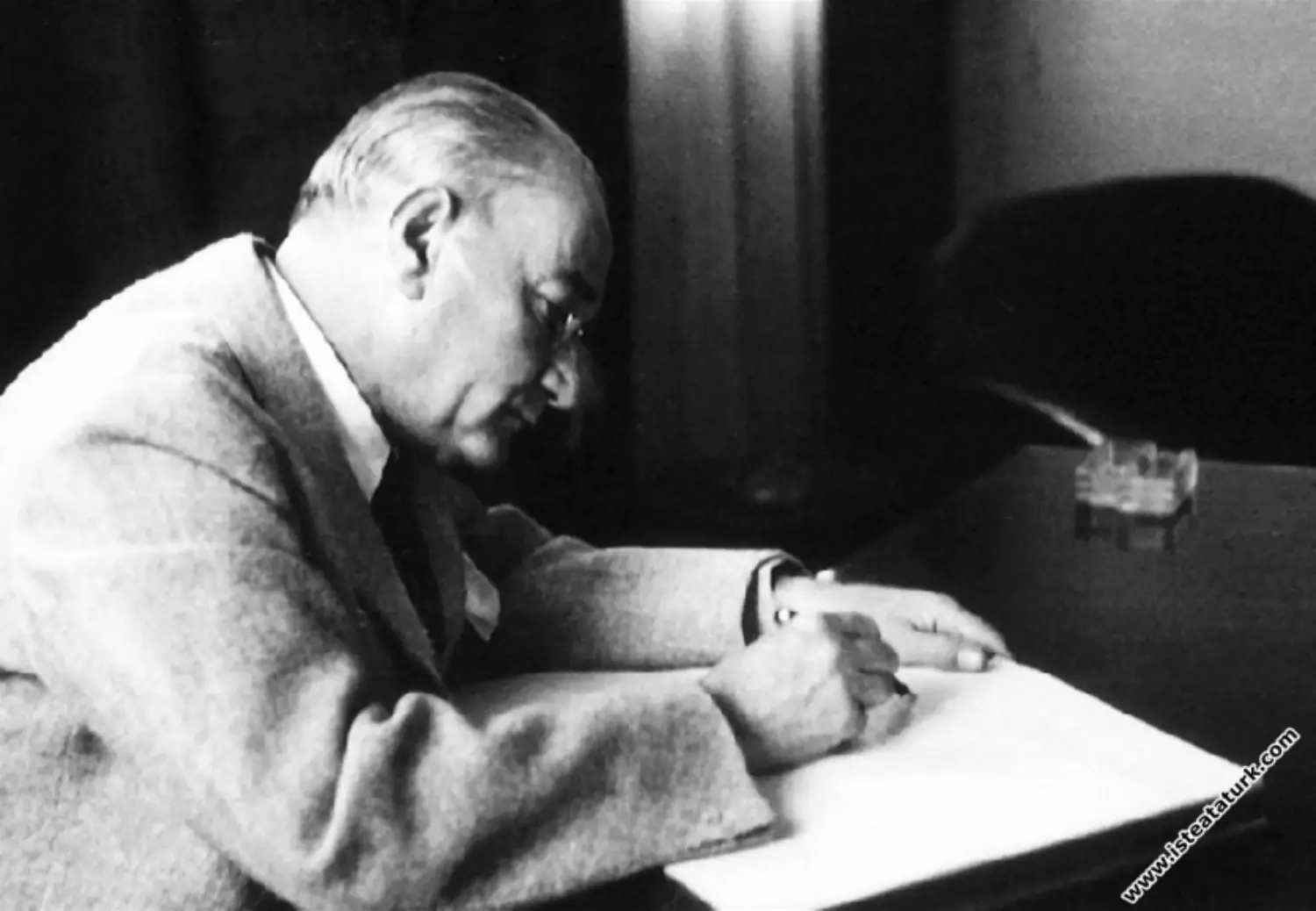 Başiskele Belediyesi, 10 Kasım Atatürk’ü Anma Günü kapsamında Sakarya Üniversitesi