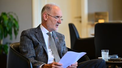 İTO Başkanı Şekib Avdagiç, uluslararası kredi derecelendirme kuruluşu Standard &