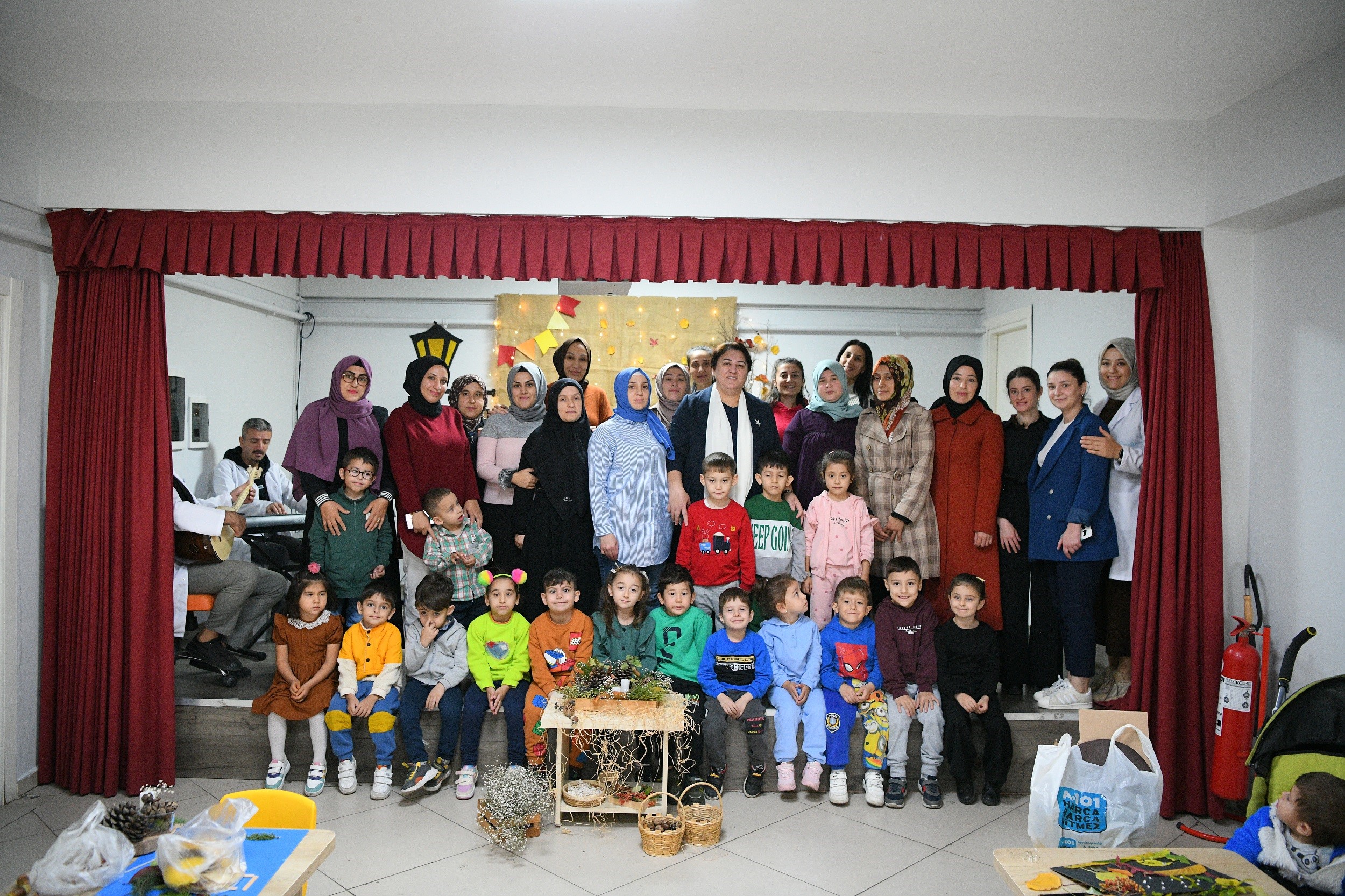 Çayırova'da miniklerin okul öncesi eğitim aldığı ve geleceğe hazırlandığı çocuk