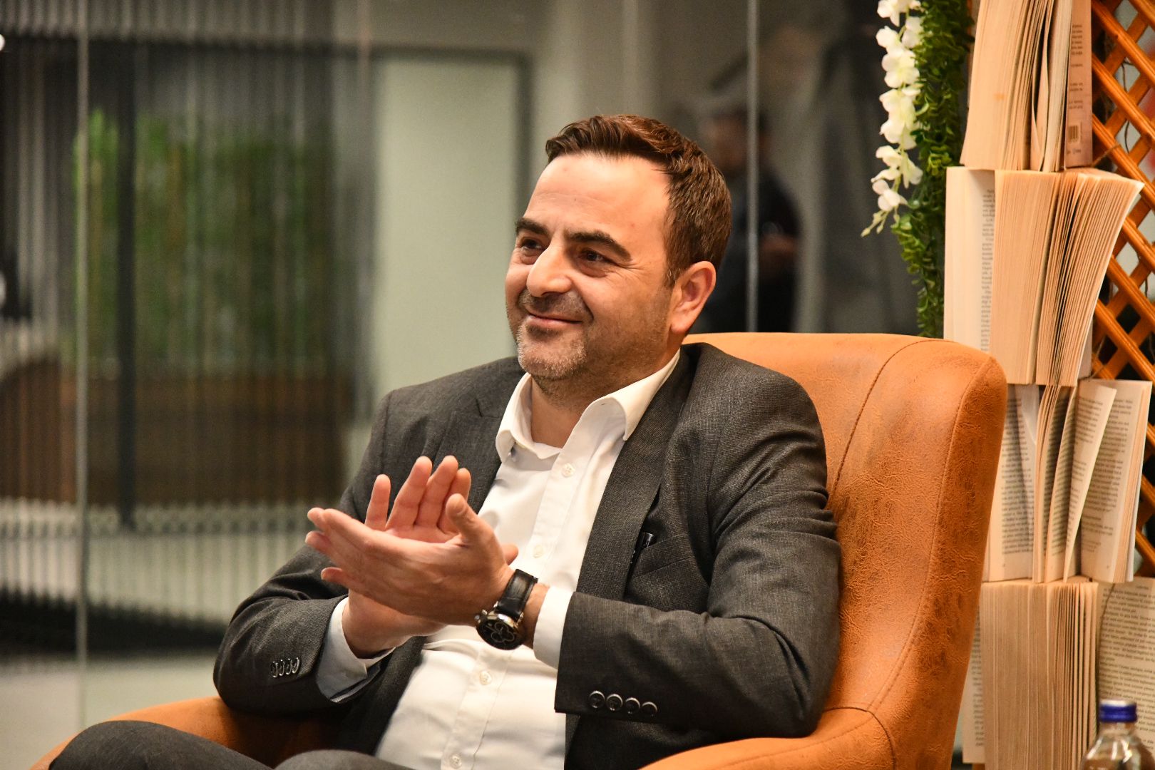 Başiskele Belediye Başkanı M. Yasin Özlü, kentteki gençlerin kişisel gelişimlerine