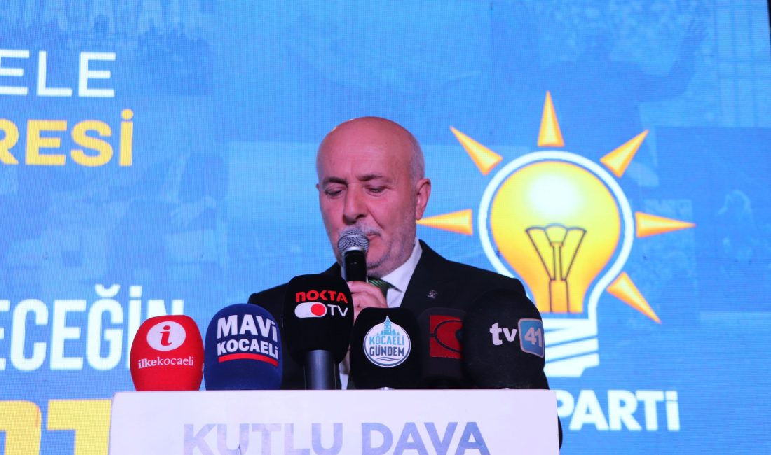 AK Parti'nin kongre süreci kapsamında düzenlenen Başiskele İlçe Kongresi’nde, mevcut