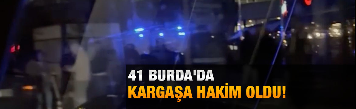 41 Burda alışveriş merkezinde nedeni bilinmeyen bir sebepten ötürü ambulanslar