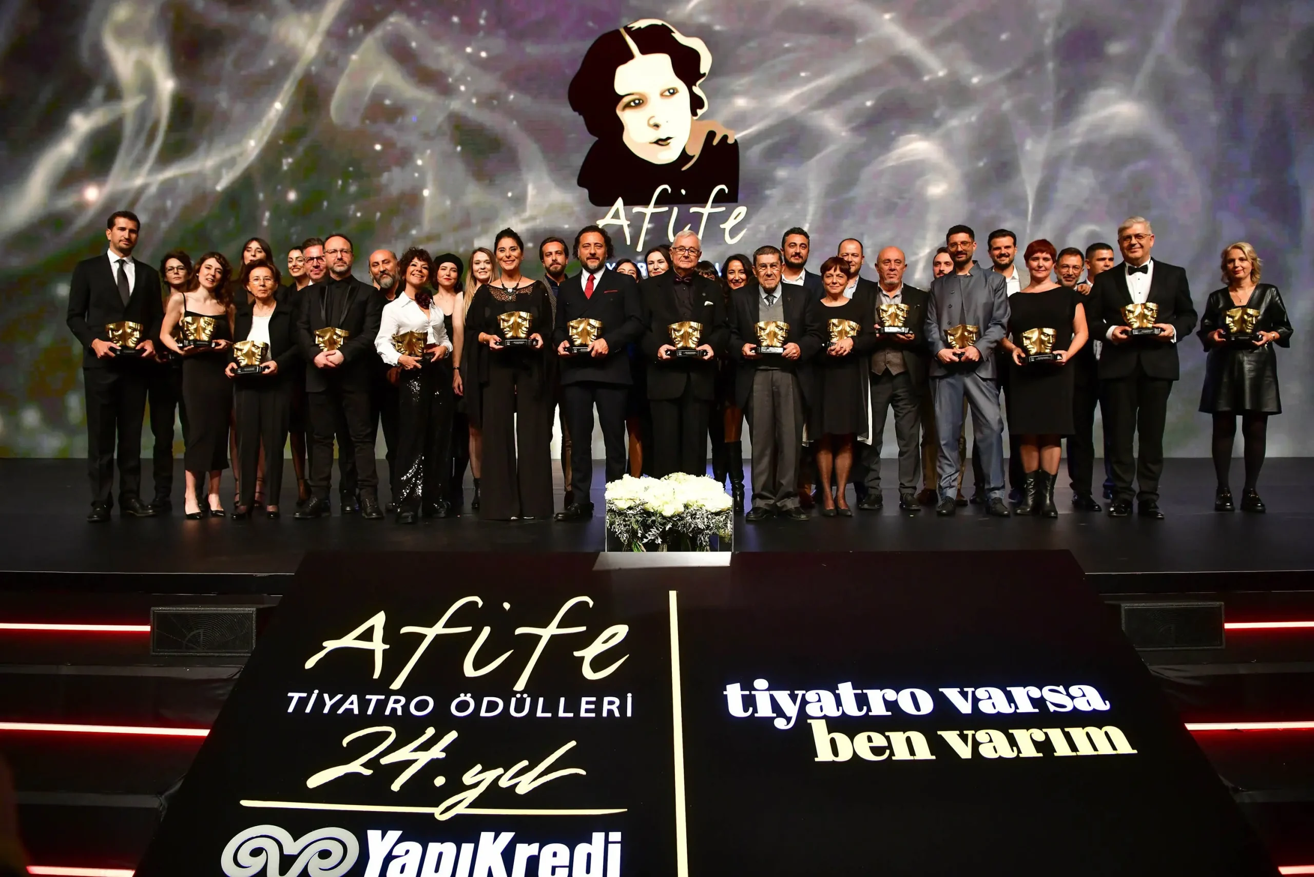 Kocaeli Şehir Tiyatroları, 27 yılda 156 oyunla seyircinin karşısına çıktı.