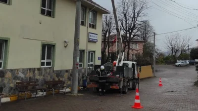 Meteoroloji'den yapılan son uyarılara göre Marmara Bölgesini etkisi altına alan