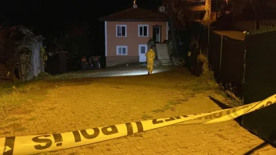Kocaeli'nin Başiskele ilçesinde tek başına yaşayan 74 yaşındaki kadının yatak