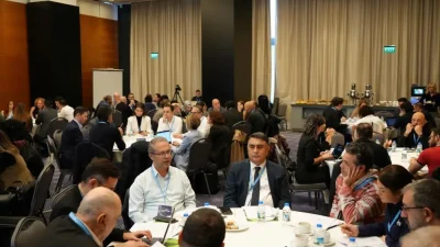 Kocaeli'de düzenlenen Dijital Vatan: Altyapısı, Zekası ve Güvenliği Çalıştayı'nda konuşan