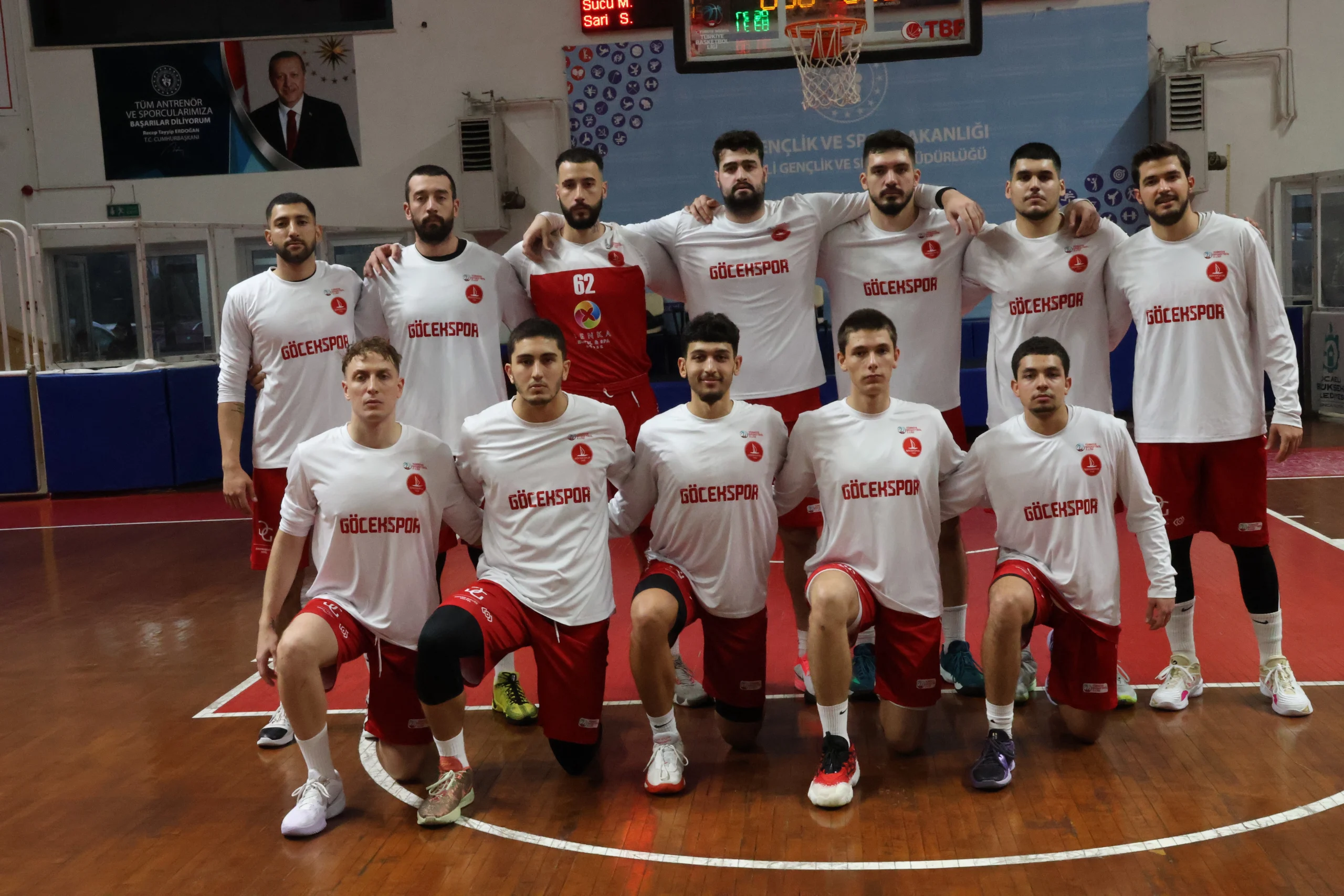 Türkiye Basketbol 2. Ligi'nin 5. haftasında Kocaeli Büyükşehir Belediye Kağıtspor