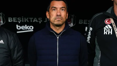 Beşiktaş’ta Hollandalı Teknik Direktör Giovanni van Bronckhorst ile yolların ayrıldığı