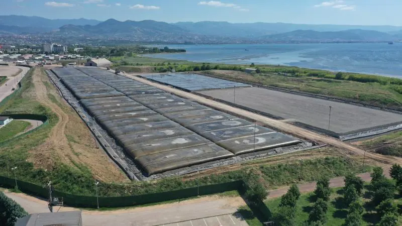 İzmit Körfezi'nde devam eden temizlik çalışmasında 92 hektarlık alandan 1