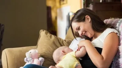 Çocuk Sağlığı ve Hastalıkları Uzm. Dr. Gökçen Ulualan, bir bebeğin