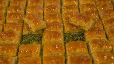 Türk tatlı kültürünün geleneksel lezzeti olan baklavaya olan ilgi yurt