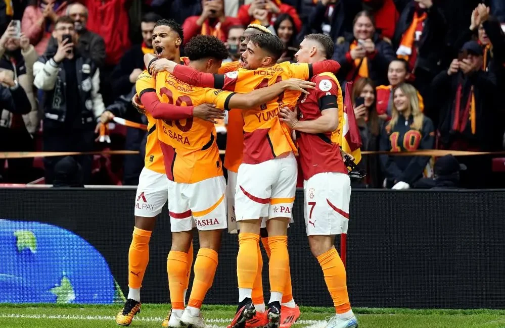 Galatasaray, Trendyol Süper Lig'in 16. haftasında yarın konuk edeceği Trabzonspor'u