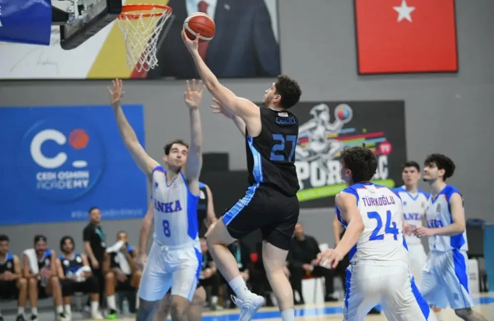Türkiye Basketbol Ligi İlkan Karaman Sezonu 18. hafta karşılaşmasında deplasmanda
