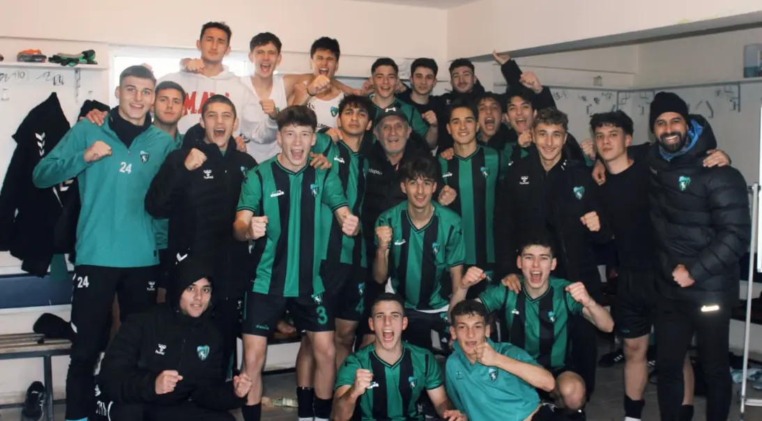 Kocaeli’yi Gelişim Ligi’nde temsil eden Kocaelispor U19 takımı, şampiyonluk yolunda