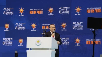 AK Parti Kocaeli İl Başkanlığı kongresinde söz alan Kocaeli İl