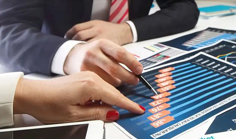 Aralık ayında finansal hizmetler güven endeksi, bir önceki aya göre