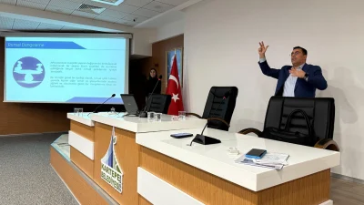 Kartepe'de sigaradan teknolojiye kadar günümüzün tehlike arz eden bağımlılıklarla ilgili
