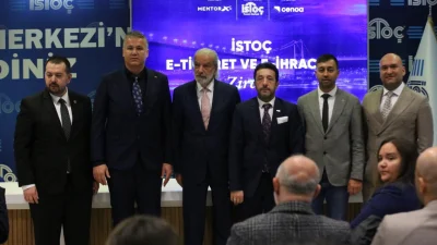 MentorX tarafından düzenlenen zirvede, e-ihracatın işletmecilere sunduğu avantajlar, dijital dönüşüm