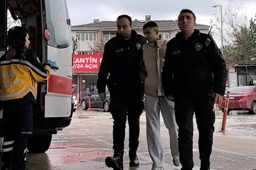 Bursa'nın İnegöl ilçesinde öfkeli oğul, babasını 6 bıçak darbesiyle ağır