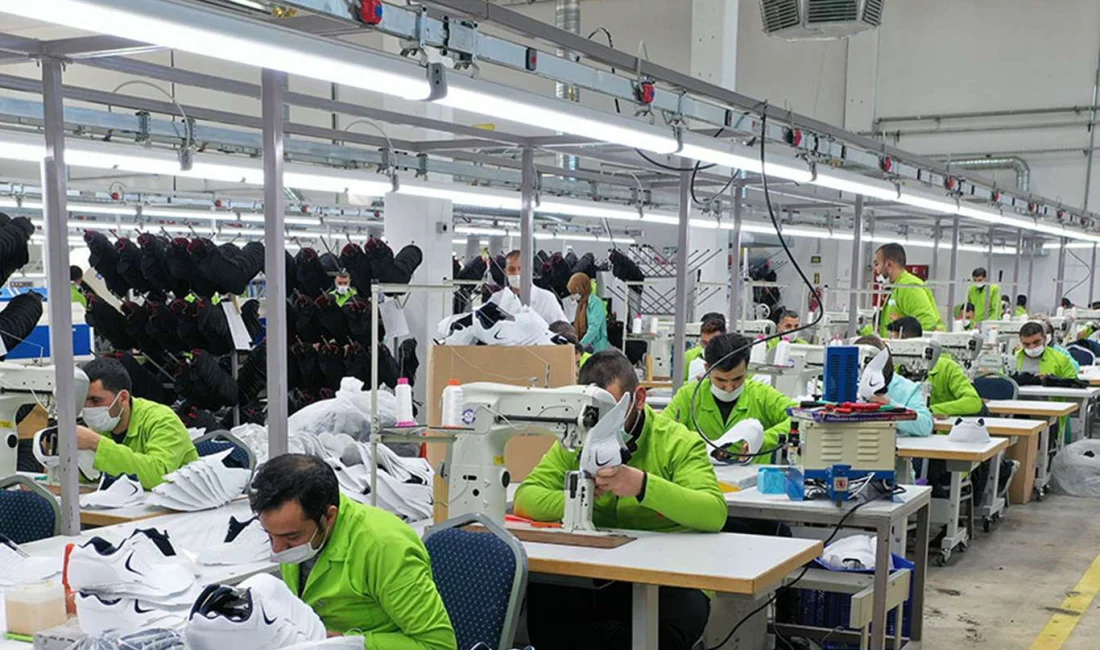 Sanayi, inşaat ve ticaret-hizmet sektörleri toplamında ücretli çalışan sayısı 2024