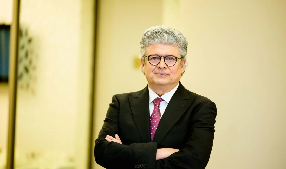Kadın Hastalıkları ve Doğum Uzmanı Prof. Dr. Faruk Buyru, tarama