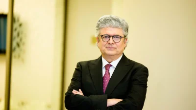 Kadın Hastalıkları ve Doğum Uzmanı Prof. Dr. Faruk Buyru, tarama