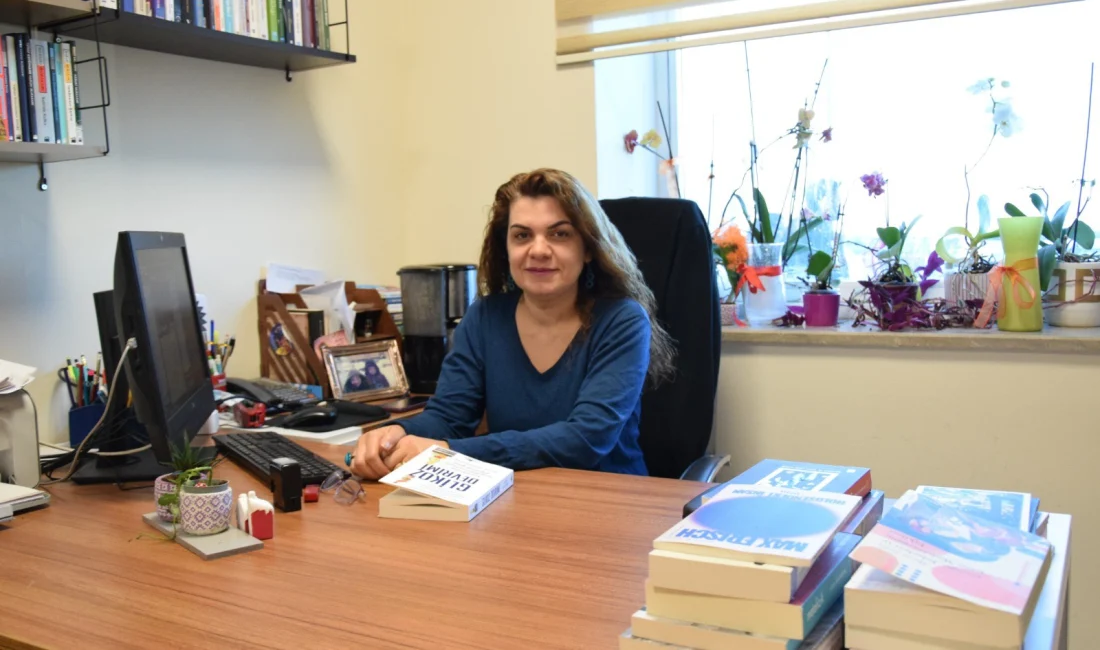Doç. Dr. Zerrin Gamsızkan, sağlıklı beslenme alışkanlıklarının en önemli iki
