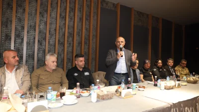 Kocaeli Afet Platformu üyeleriyle bir araya gelen Başkan Söğüt, “Deprem