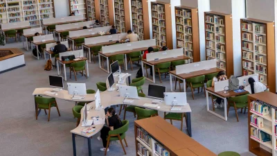Büyükşehir’in 6 ilçede bulunan modern kütüphanelerinden her gün binlerce vatandaş