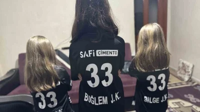 Mersin’de yaşayan Beşiktaş taraftarı baba Mahmut Köse, takımına olan sevgisini