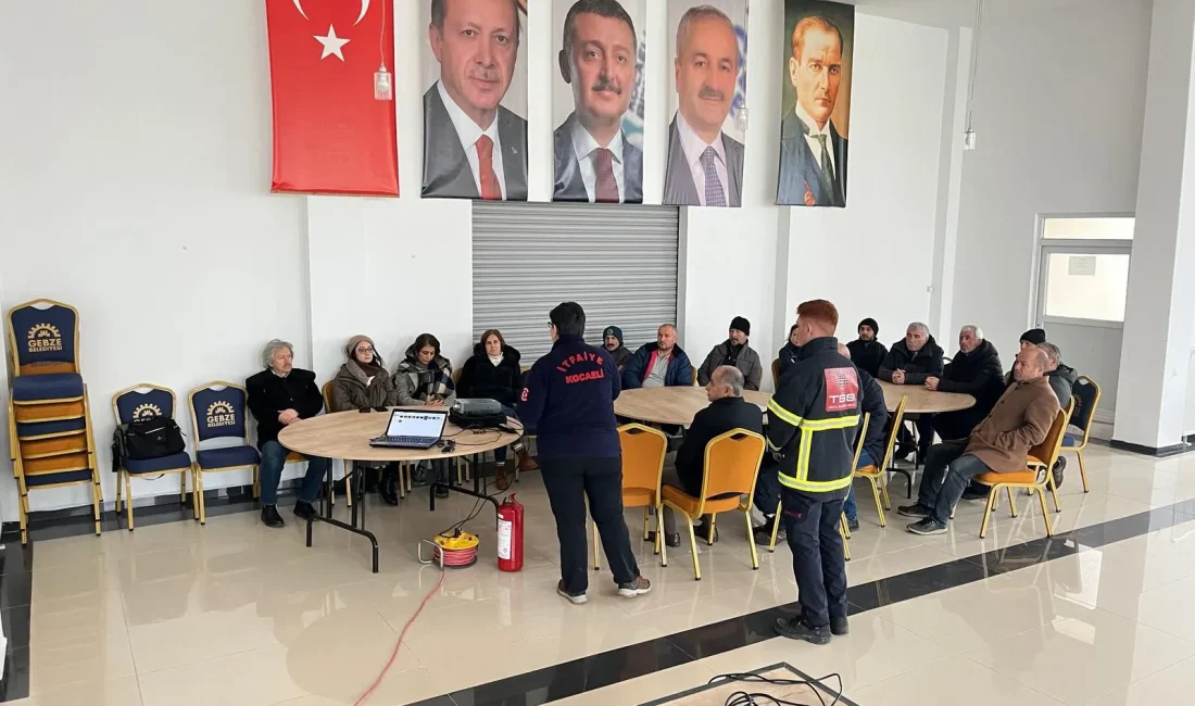 Kocaeli Büyükşehir Belediyesi İtfaiye Dairesi Başkanlığı, vatandaşlara yangın güvenliği eğitimi