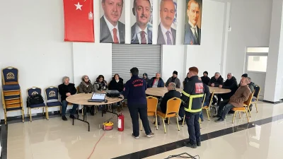 Kocaeli Büyükşehir Belediyesi İtfaiye Dairesi Başkanlığı, vatandaşlara yangın güvenliği eğitimi