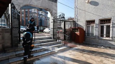 Gebze'deki camilerde 11 ayın sultanı Ramazan ayı öncesi temizlik çalışmaları
