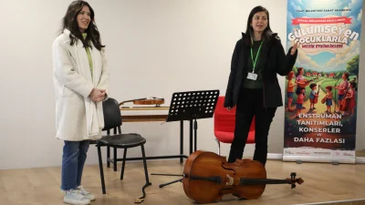 İzmit Belediyesinin,  kırsal bölgelerdeki okullarda düzenlediği ‘Gülümseyen Çocuklar Müzik Etkinliği’