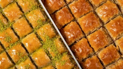 Ramazan ayına sayılı günler kala, sofraların vazgeçilmezi olan tatlıların maliyetleri