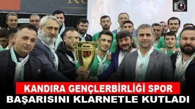 Kandıra’da klarnetli kutlama | Süper Amatör Lig’e yükselen Kandıra Gençlerbirliği