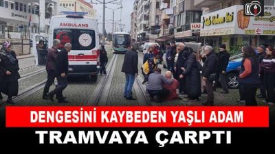 İzmit’te dengesini kaybeden yaşlı adam tramvaya çarptı. Yaralanan yaşlı adam