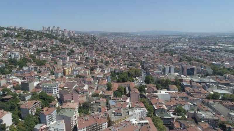 Kocaeli Büyükşehir Belediye Başkanı Tahir Büyükakın, 1999 Gölcük Depremi’ni geçiren