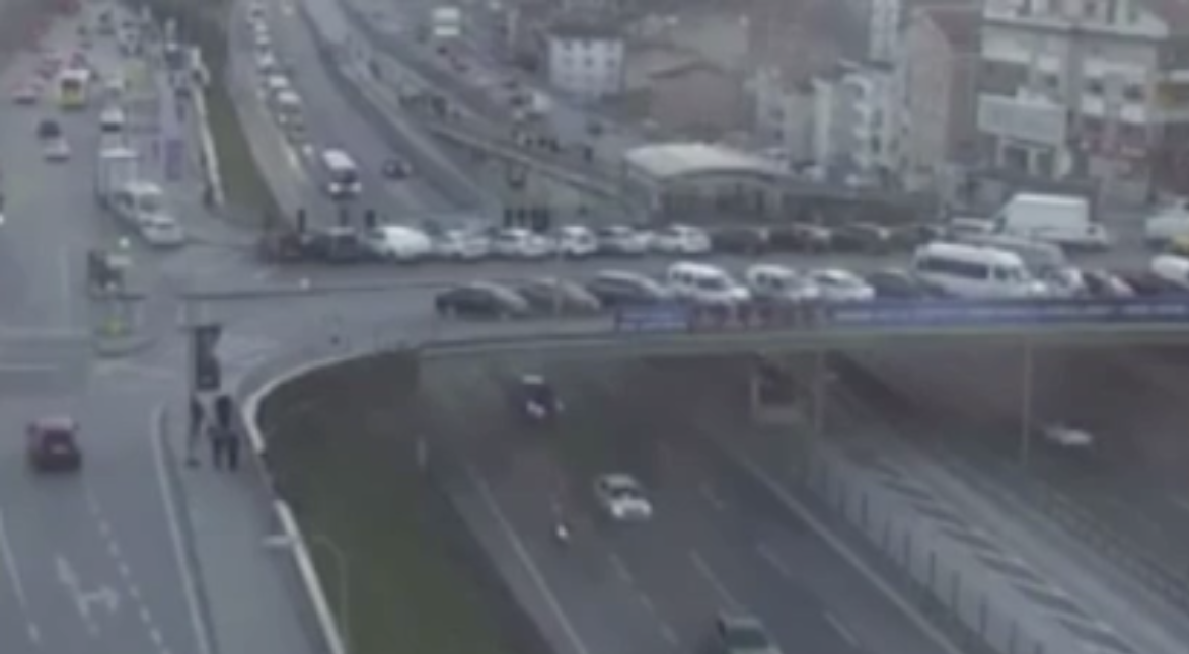 İstanbul Büyükşehir Belediye Başkanı Ekrem İmamoğlu ile birlikte 91 kişi,