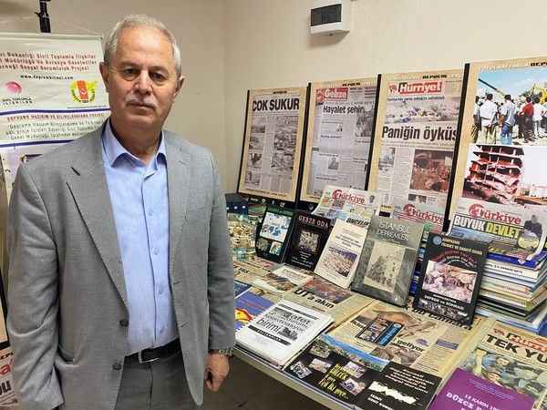 Kocaeli'nin ilk ve tek özel araştırma kütüphanesini kuran gazeteci İsmail