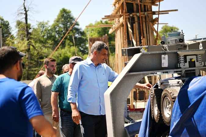 Kartepe Belediye Başkanı Av.M.Mustafa Kocaman, Kocaeli Büyükşehir Belediyesi tarafından yapımı