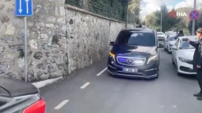  Eski CHP Genel Başkanı Kemal Kılıçdaroğlu, Sarıyer'de bulunan İstanbul Büyükşehir