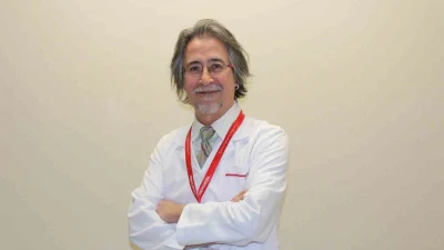 Memorial Antalya Hastanesi Gastroenteroloji Bölümü’nden Uz. Dr. Adil Duman, bazen