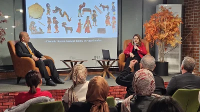 Başiskele'de düzenlenen söyleşide, yazar ve sanat tarihçisi Habibe Bektaşoğlu, Osmanlı'da