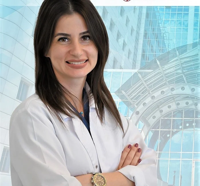 Diyetisyen Banu Özbingül Arslansoyu, bayramda sağlıklı beslenmenin püf noktalarına dikkat