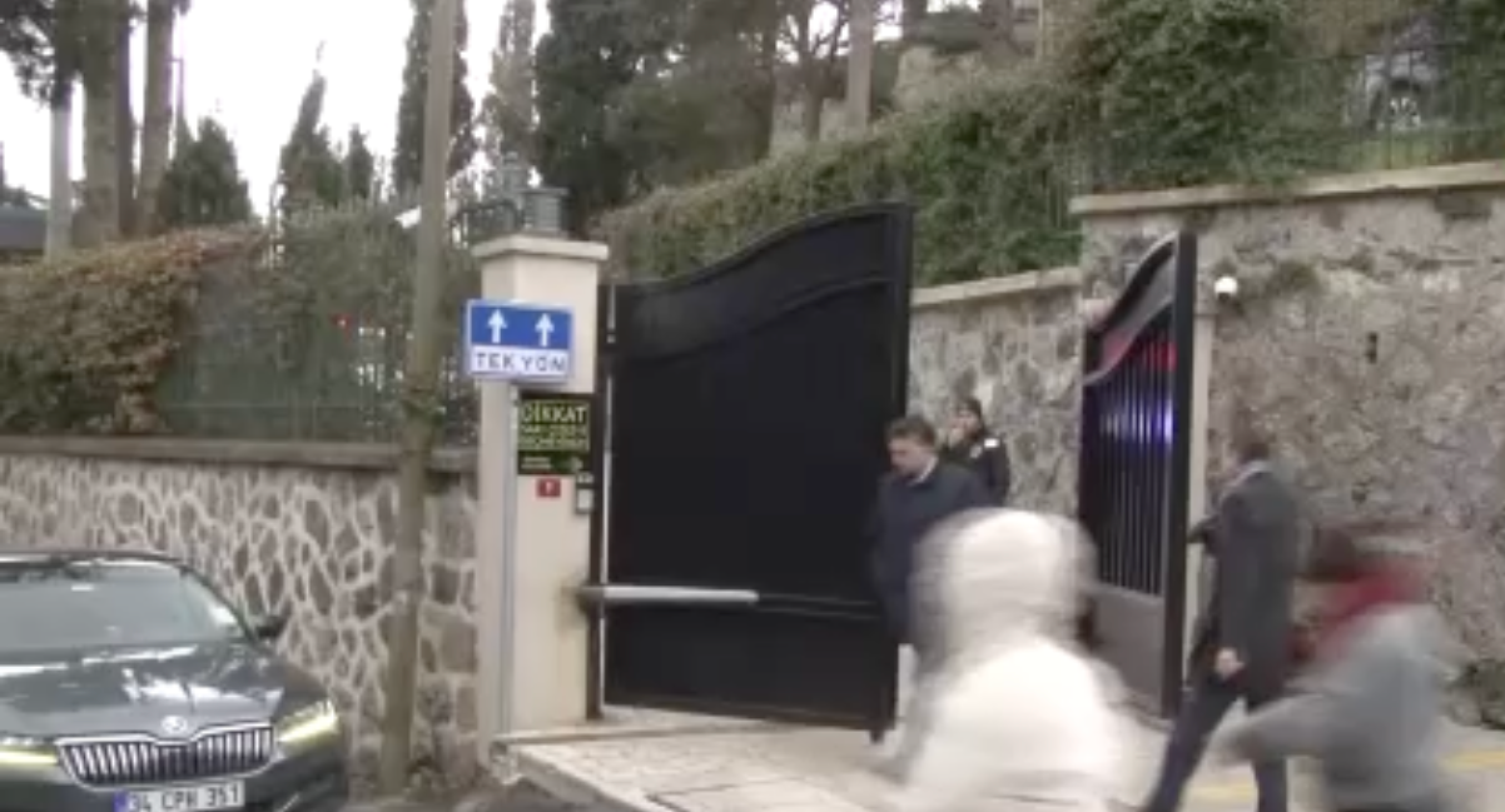 CHP Genel Başkanı Özgür Özel, "Suç örgütü liderliği" ve "Terör