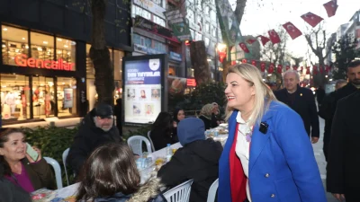 İzmit Belediyesi bu akşam büyük halk iftarı programında binlerce vatandaşı