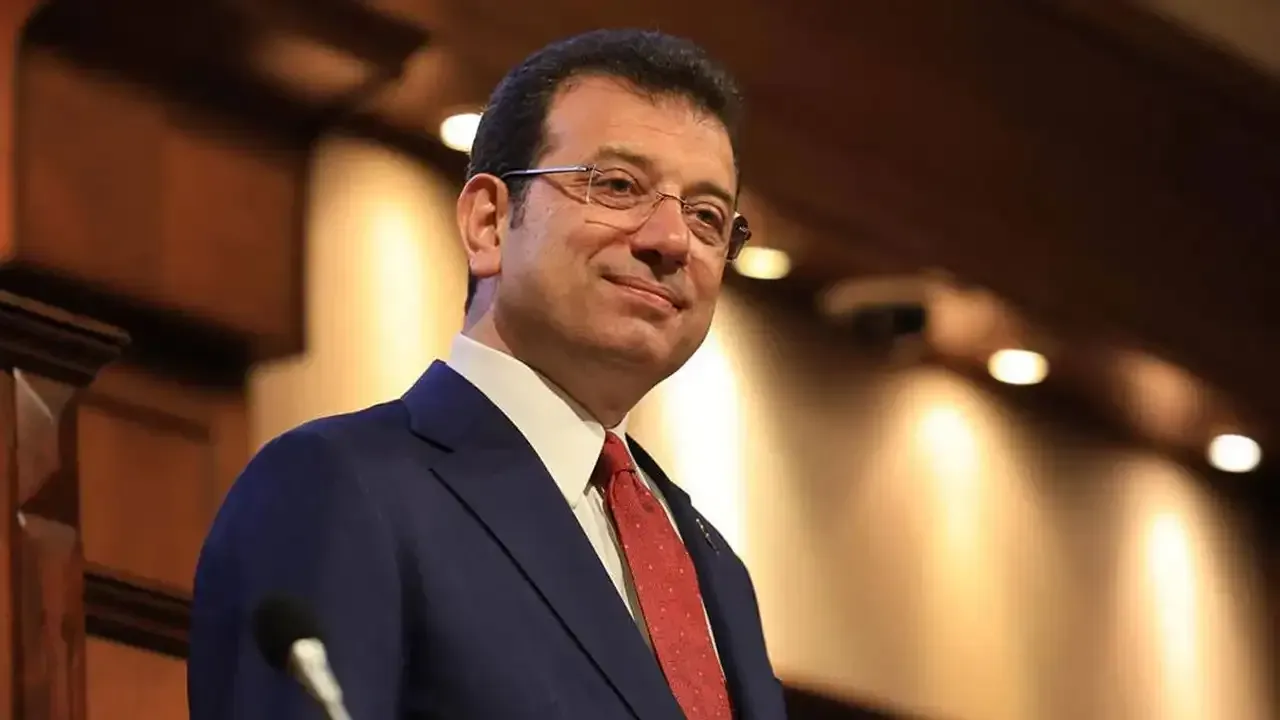  İstanbul Üniversitesi, aralarında İstanbul Büyükşehir Belediye Başkanı (İBB) Ekrem İmamoğlu’nun