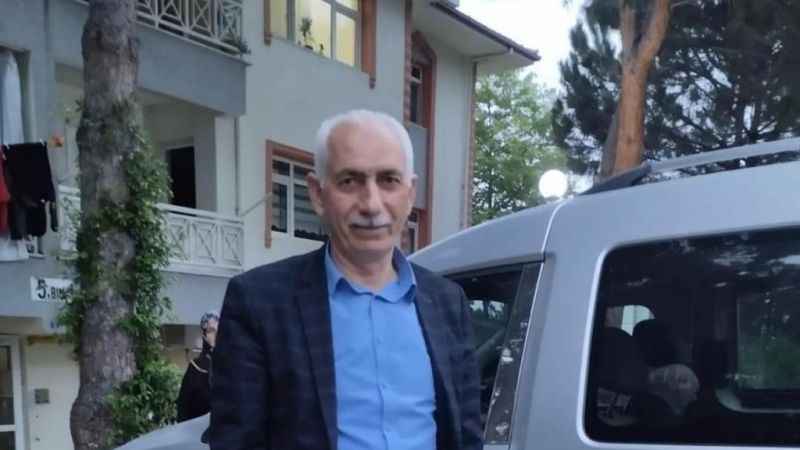 Kartepe Fatih Sultan Mehmet Mahallesi'nde ikamet eden Übeyt Uğur, camide